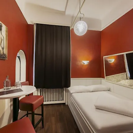 Hotel Goldene Spinne-2
